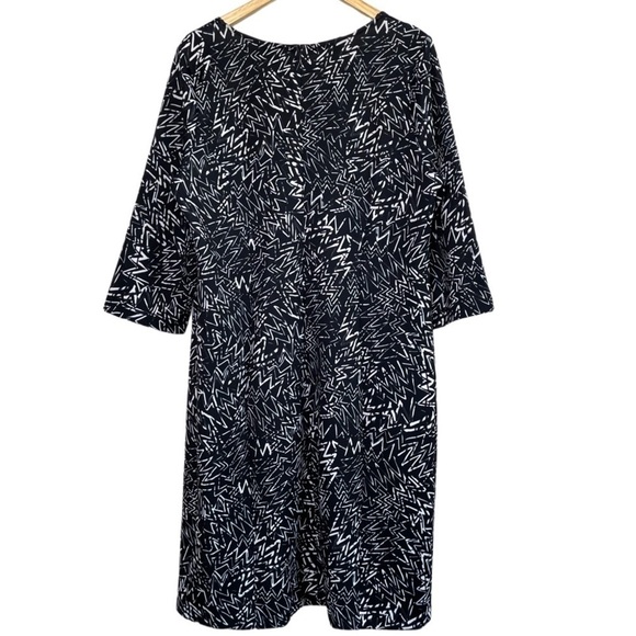 Eloquii Sheath Scuba 3/4 Sleeve Abstract Zig Zag Scribble Print Dress - Picture 3 of 8